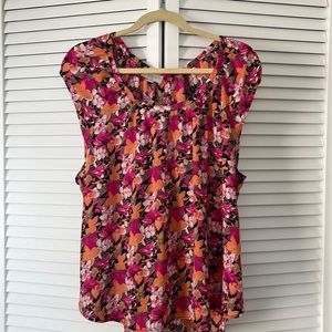 Loft Outlet Capped sleeve top. Size XL